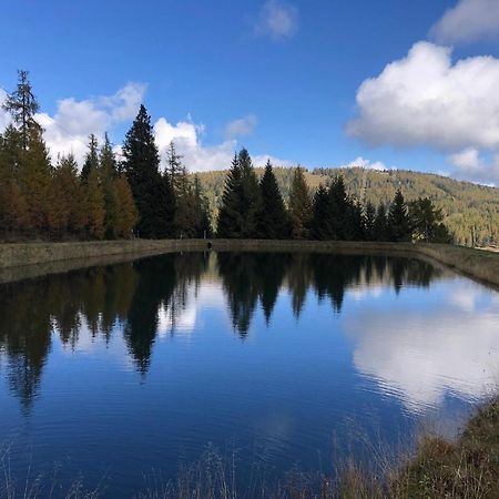 Marktlhuette Hochrindl Buitenkant foto